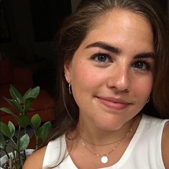 Meet your Posher, Fernanda - Picture 10 of 16